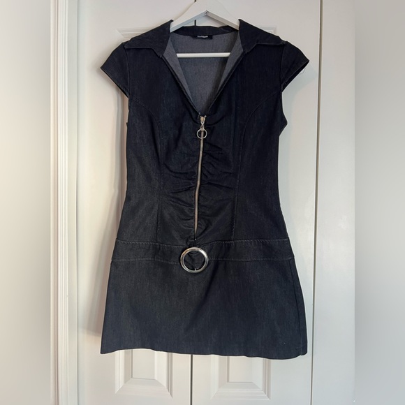 Jean dress - Picture 1 of 3